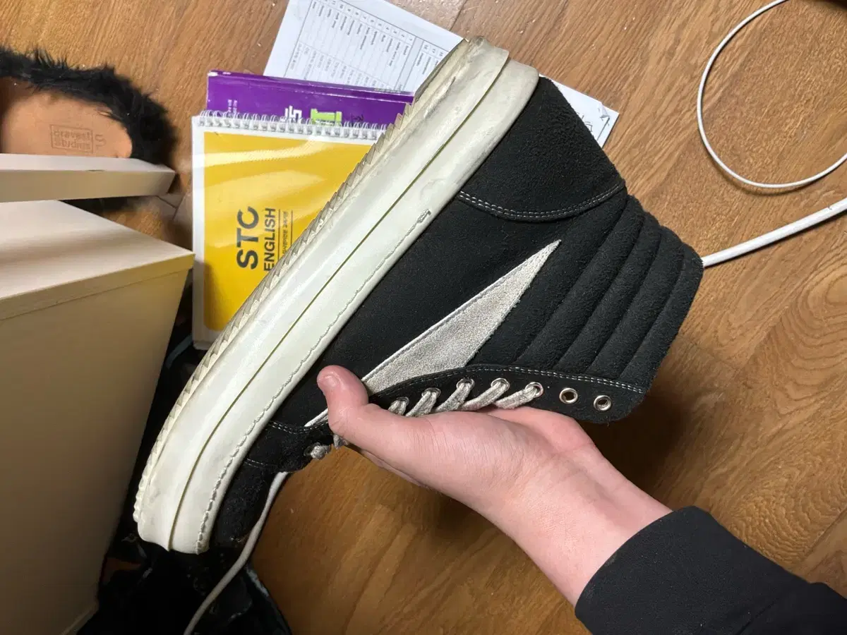 thumbnail-0